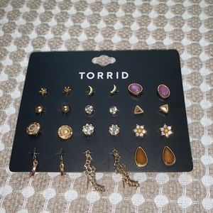 New Torrid Earring Set